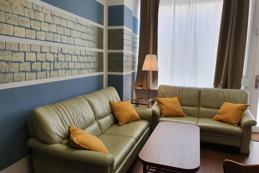 Big & Cosy Central Lichtenberg City Appartamento *